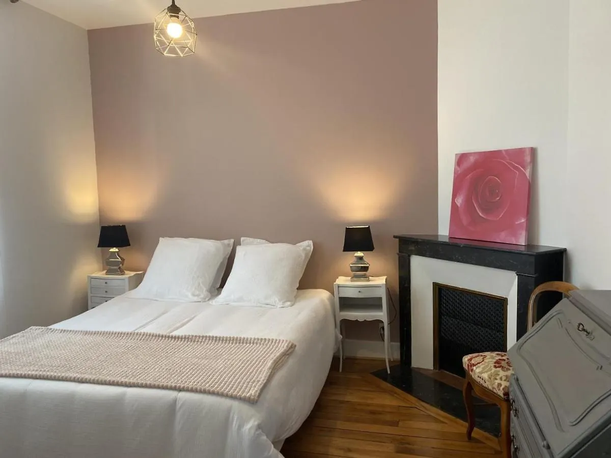 Maison Renovee Avec Jardin Clos, Proche Du Centre Historique, Ideale Pour Famille Ou Teletravail - Fr-1-489-439 물랭 0*,