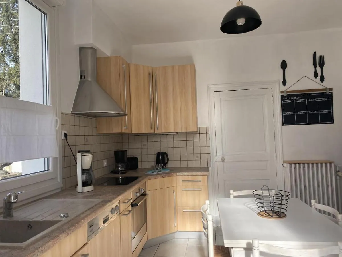 Maison Renovee Avec Jardin Clos, Proche Du Centre Historique, Ideale Pour Famille Ou Teletravail - Fr-1-489-439 Moulins  0*, Moulins (Allier) France