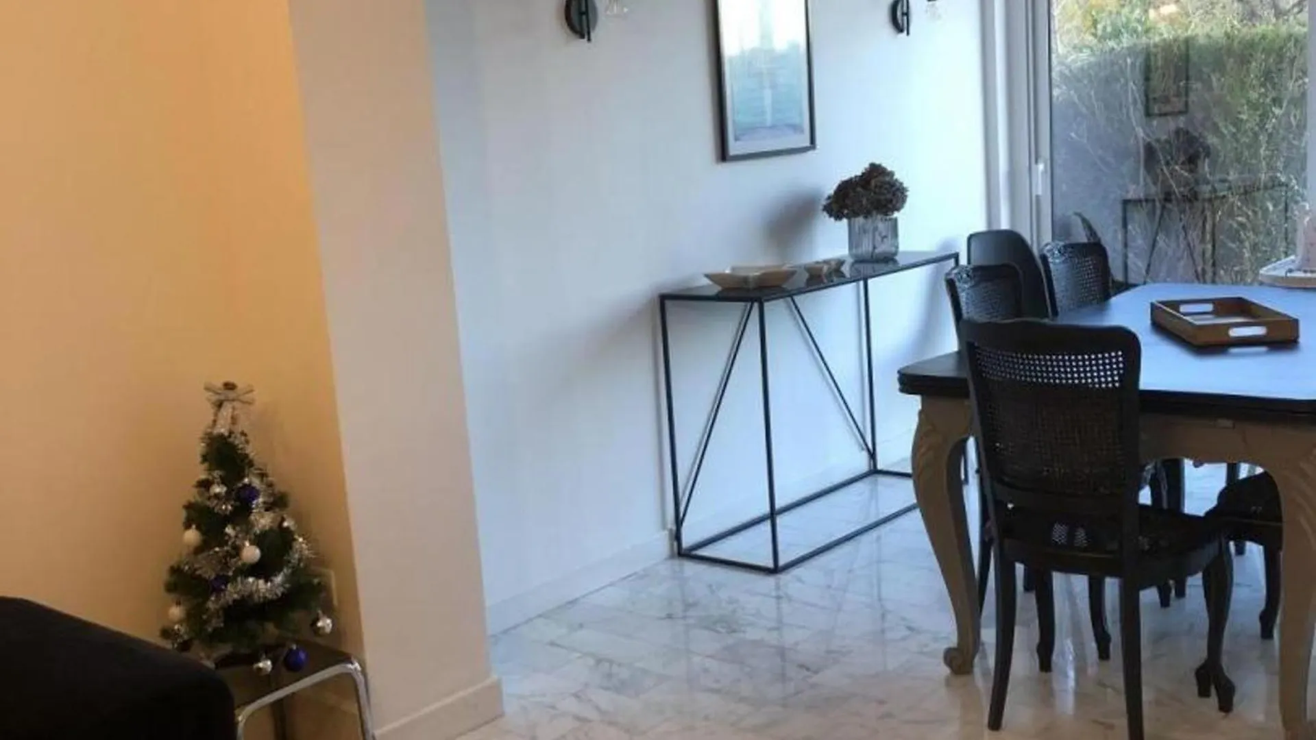 Maison Renovee Avec Jardin Clos, Proche Du Centre Historique, Ideale Pour Famille Ou Teletravail - Fr-1-489-439 Moulins  0*, Moulins (Allier)